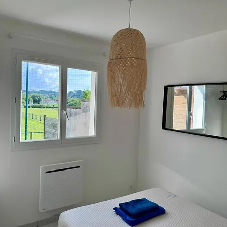 Alaia - Maisonnette T3 A 400m Plage